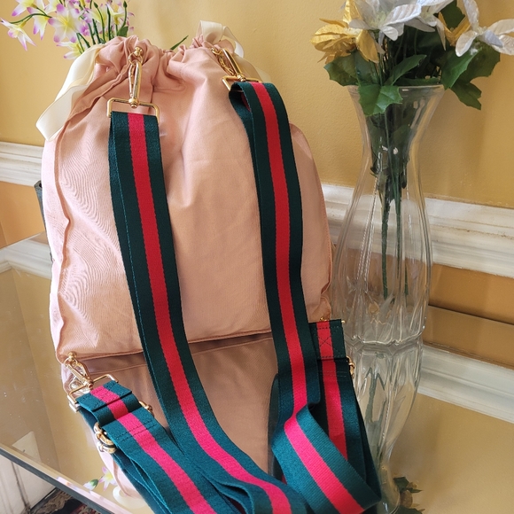 Gucci drawstring bag in to Sling bag converted in to back pack with … - Picture 13 of 13